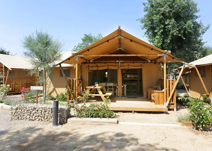Hotel cerca del colegio: Camping Senia Riu