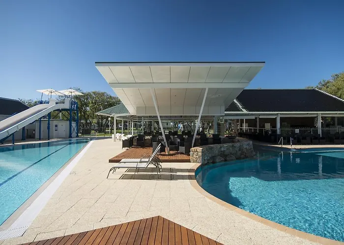 Airport Hotel: Mandalay Holiday Resort And Tourist Park