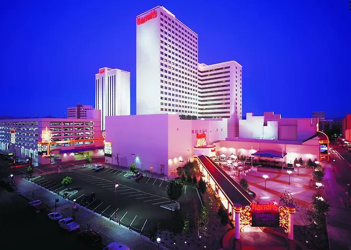 Luxury hotel only: Harrah'S Reno Hotel & Casino