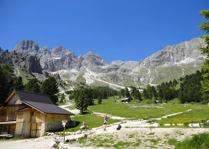 Sella Ronda Apartment