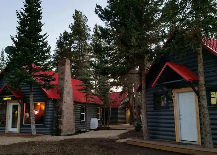 Yellowstone Cabins And Rv