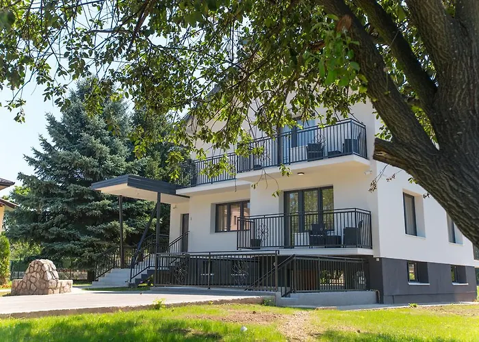 Villa Rose