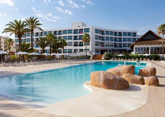 Marvell Club Hotel & Apartments