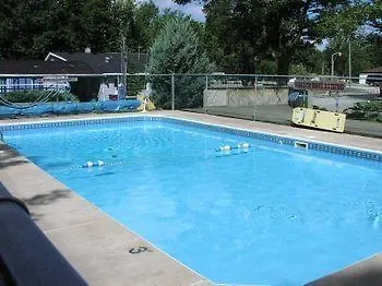 : Jell E Bean Campground And Trailers