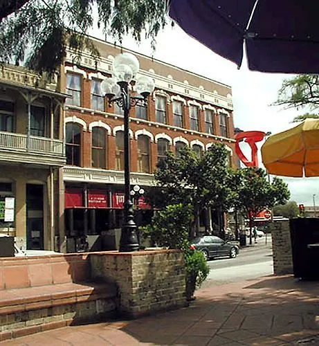 Riverwalk Vista