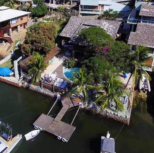 Porto Charitas Sailing Guest House