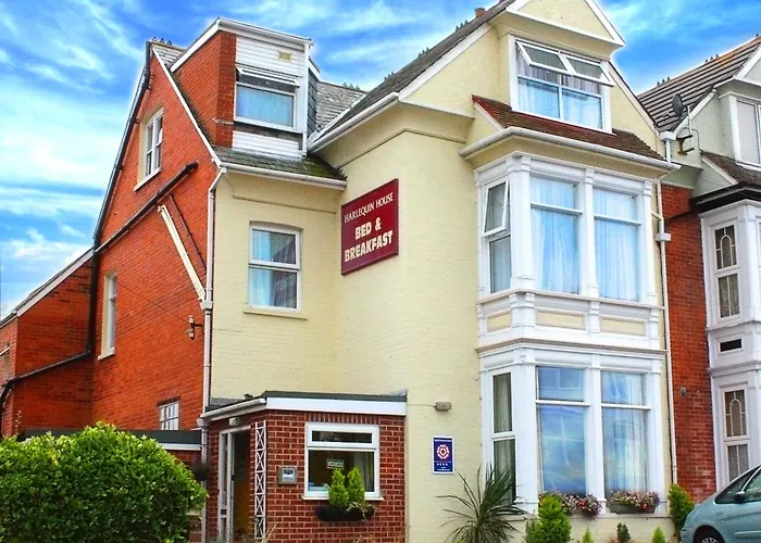 Pension Guide Harlequin Guest House With Parking