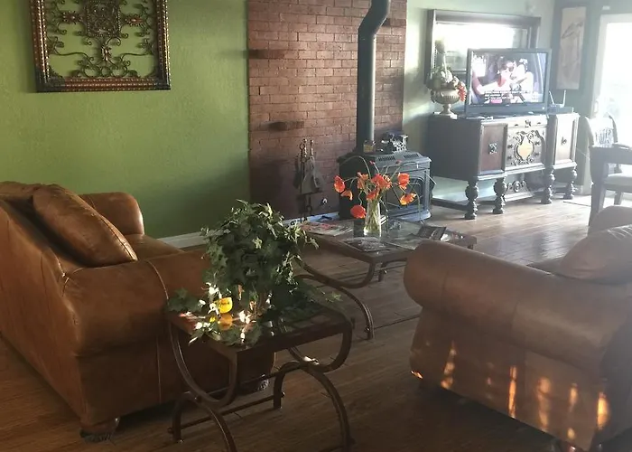 Beautiful Foothill Home