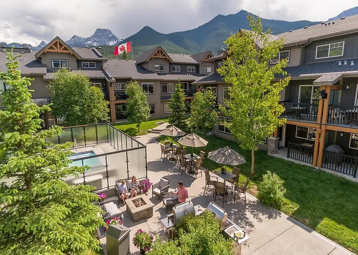 Hotel: Copperstone Resort By Clique