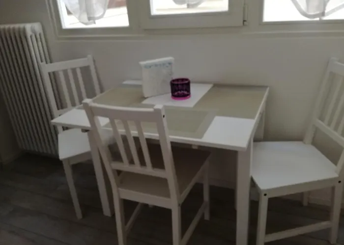 Albergo economico: Dante Rooms And Apartment