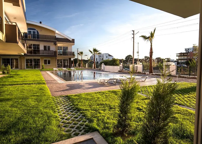Apart hotel: Lara Beach Homes
