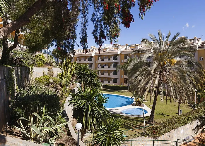 Señorío de Aloha Apartahotel