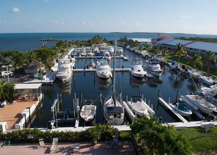 Kawama Yacht Club Apartment