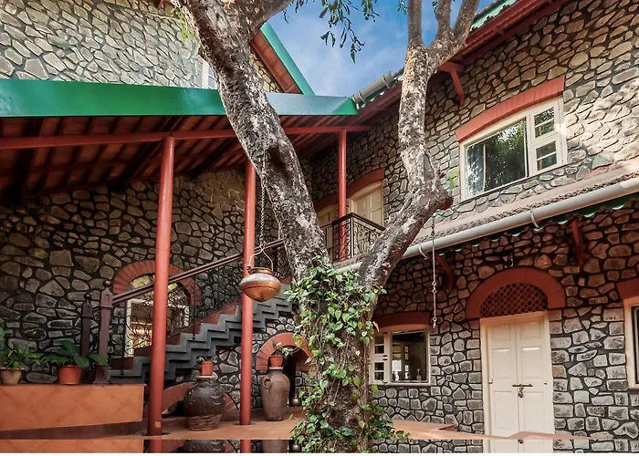 Cosy Homestay By Stayvista - A Tranquil Retreat On Cloud 9