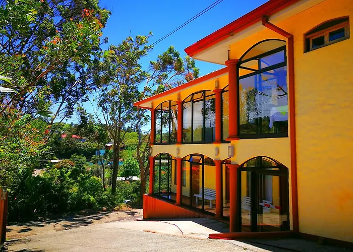 Cheap hotel: Hotel Santa Fe B&B