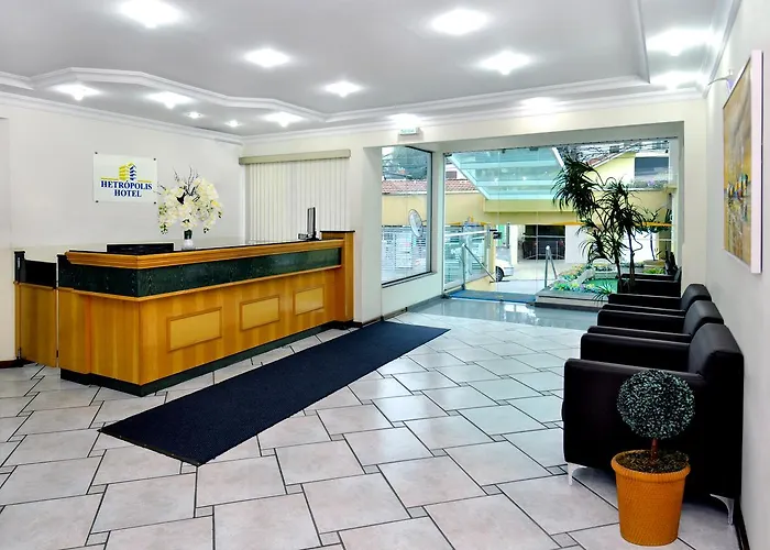 Hotel Hetropolis