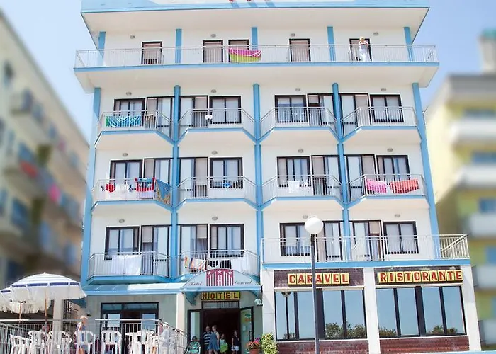 Hotel sulla spiaggia: Hotel Caravel