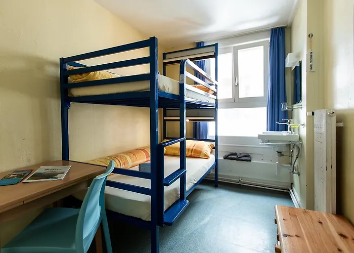 Pet Friendly hotel: Happy Inn Lodge
