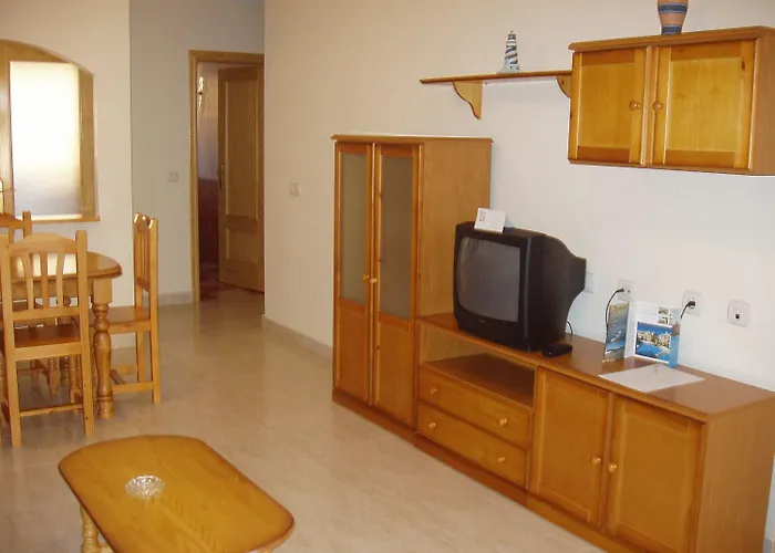 Hotel cerca del colegio: Apartamentos Pueblo Salado