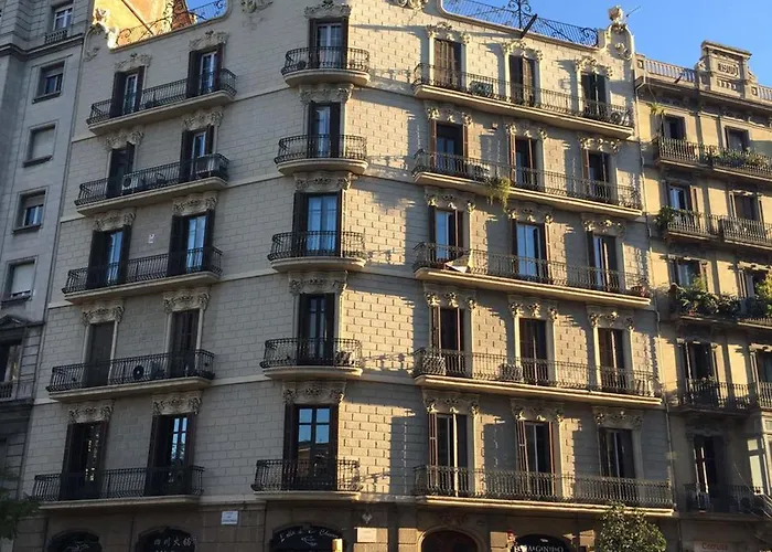 Hostal Barcelona Travel