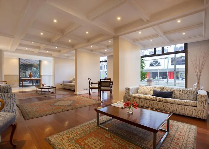 Hotel de 4 estrellas: Plaza El Bosque San Sebastian