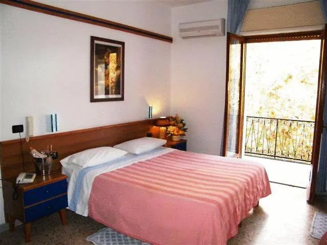 Hotel Branca