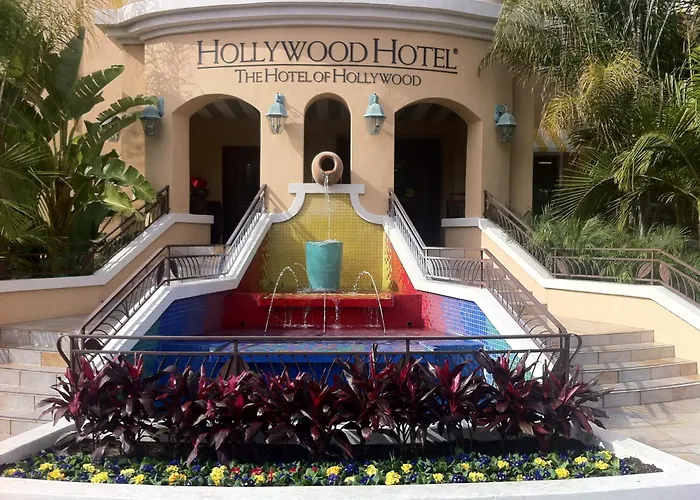 Hotel with Tennis: Hollywood Hotel
