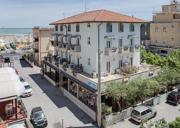 Hotel sulla spiaggia: Hotel Villa dei Gerani