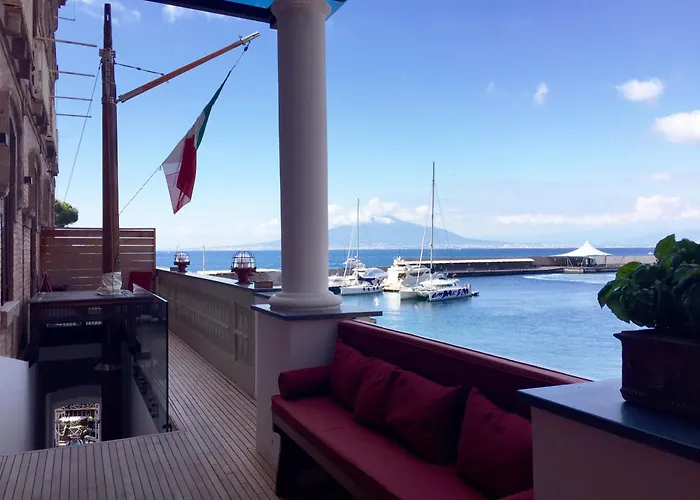 Yacht Club Capo Cervo Suites B&B