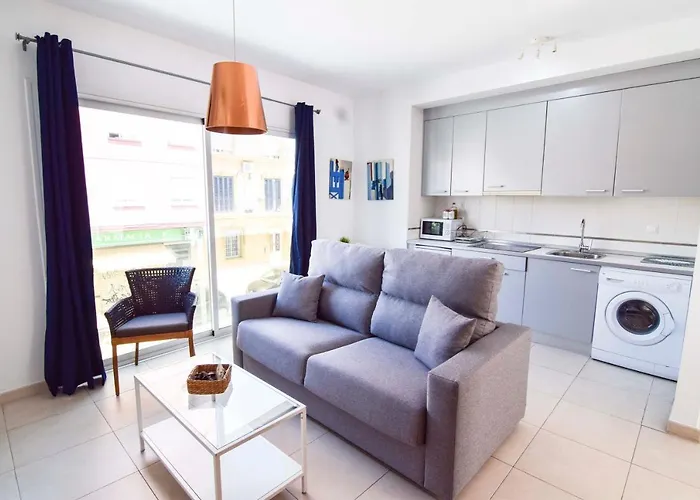 Malaga City Suites Barcelo 30