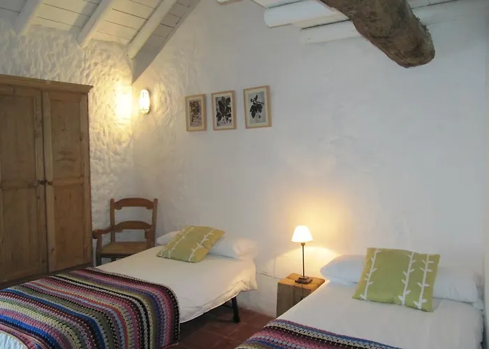 Chalet: Casas De Parauta