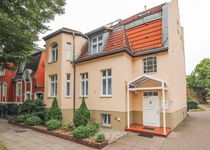 Amaroo - Gästehaus “Charlottenhof”