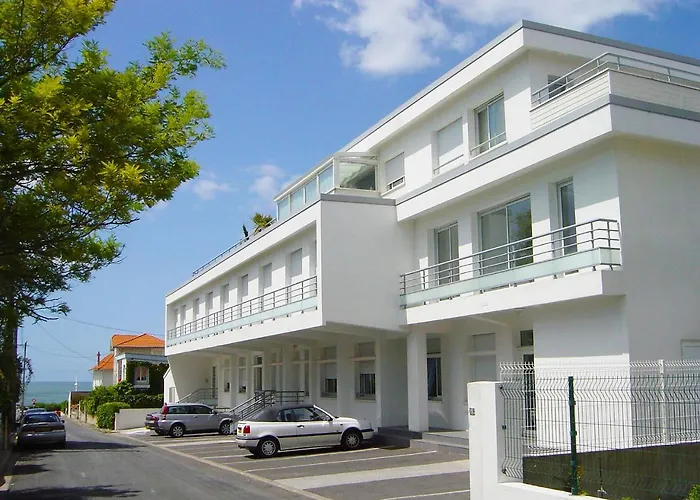 Apartment Le Domino By Interhome