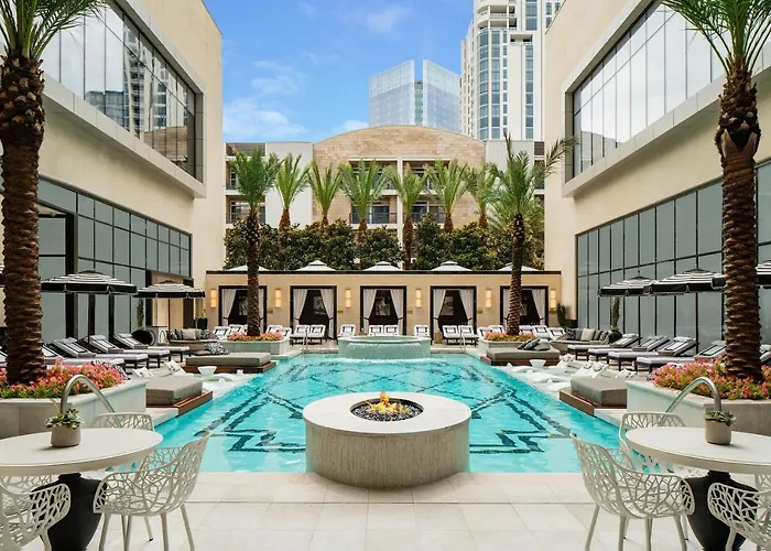 Jacuzzi hotel: The Post Oak Hotel At Uptown Houston