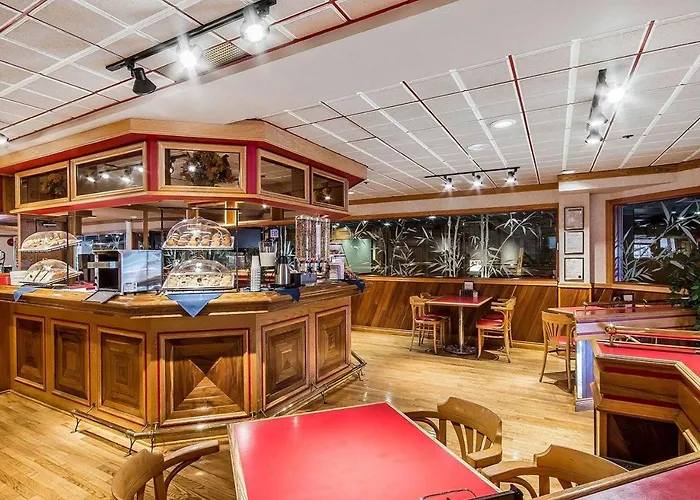 Central hotel: Comfort Inn & Suites Victoria