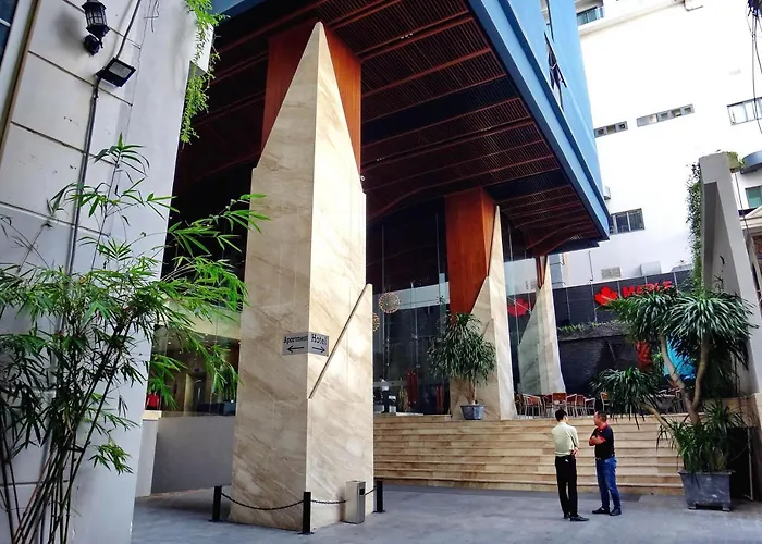 Holi Beach Hotel & Apartments