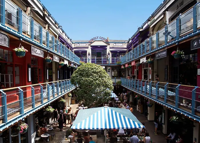 Central hotel: The Z Hotel Tottenham Court Road