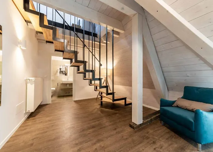 Stay Cooper L Guesthouse Zum Loewen