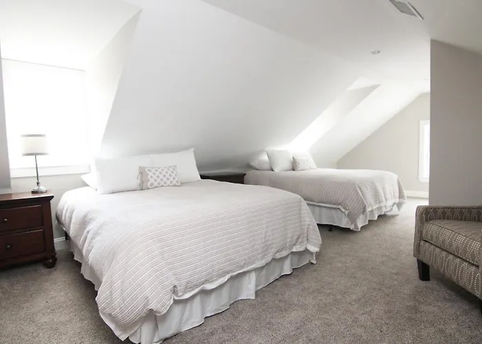 Two Bedroom With Lake View