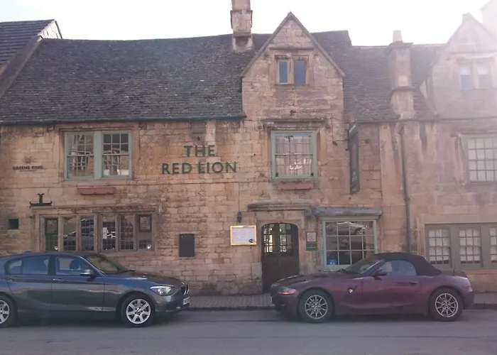 Cheap hotel: Red Lion Inn