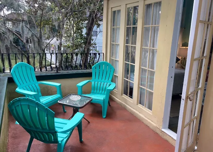 B&B only: The German Berl' Inn