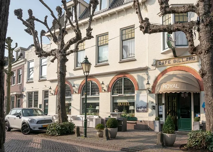 Resort: Hotel Royal