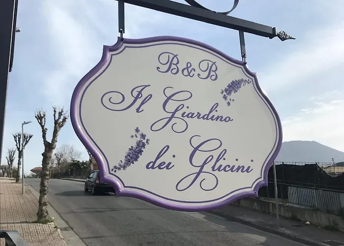 Il Giardino Dei Glicini
