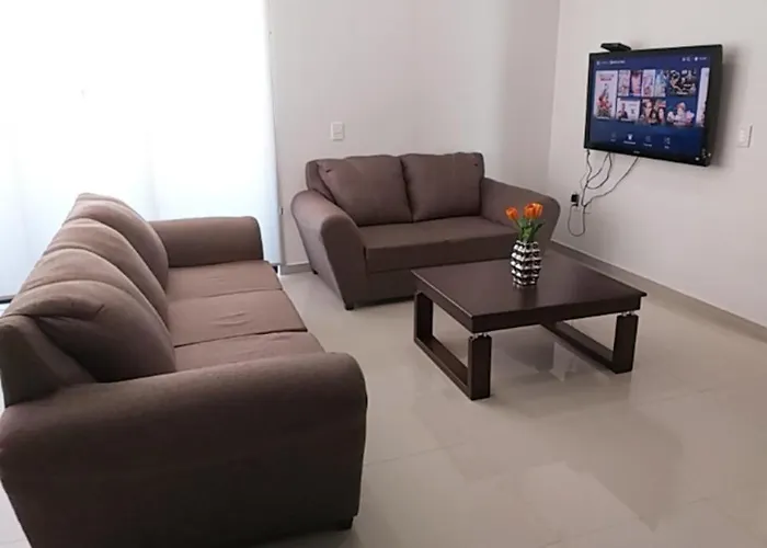 Renta Vacacional A 2 Cuadras De La Playa O Malecon De Mazatlan