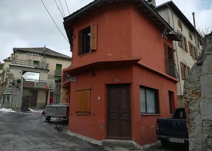 Casa De Pueblo En Saillagousse Ideal Familias
