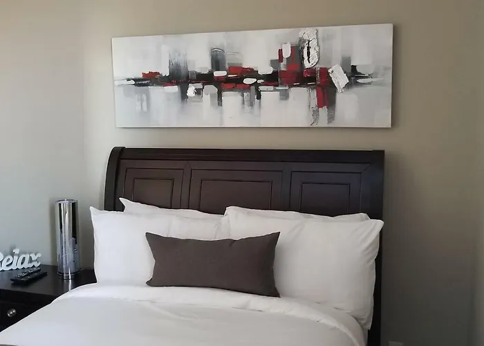 1-Bedroom Cozy Sweet #22 By Amazing Property Rentals