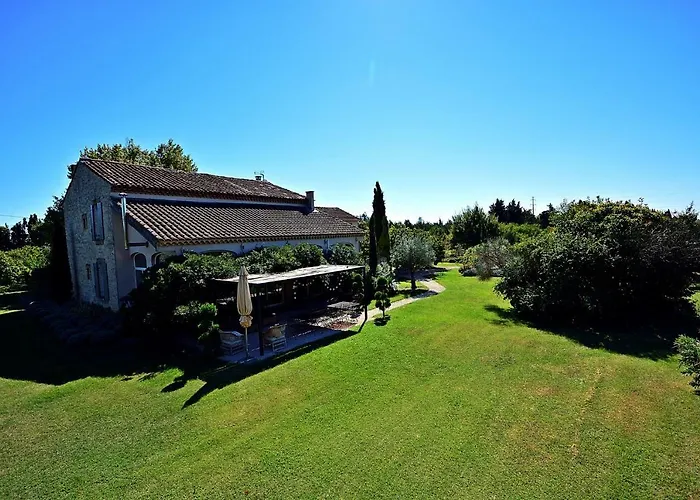 Gîte Crillon - Mas Les Fleurs d'Hilaire