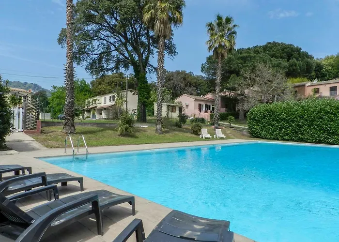 Holiday Home Cavoni By Interhome