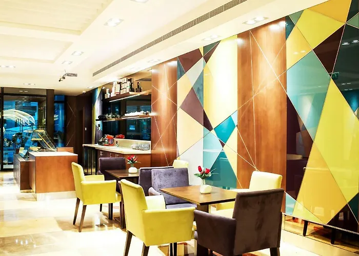 Golf hotel: Halo Hotel Dubai