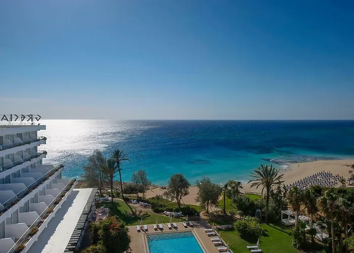 Family resorts Grecian Sands